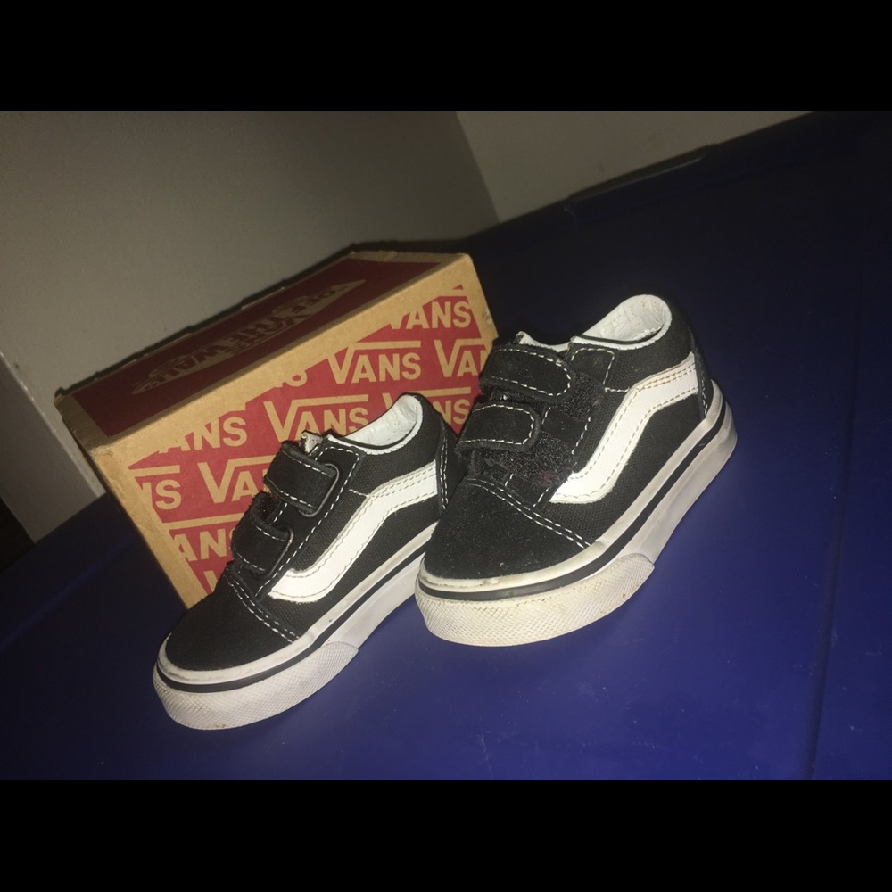 Baby shoes
